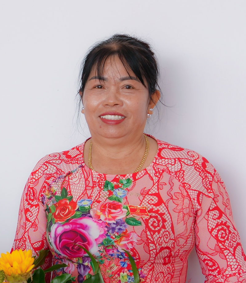 Bà Nguyễn Thị Minh Yến- Chủ nhiệm HTX Nông nghiệp Hậu Thành.