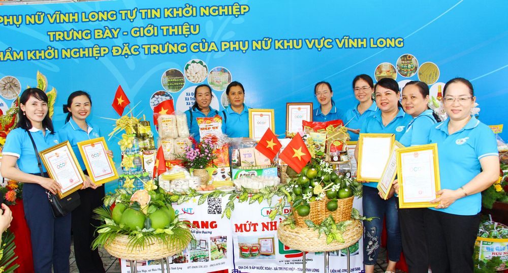 Chương trình là dịp để chị em phụ nữ giao lưu, chia sẻ kinh nghiệm khởi nghiệp các mô hình tiêu biểu.