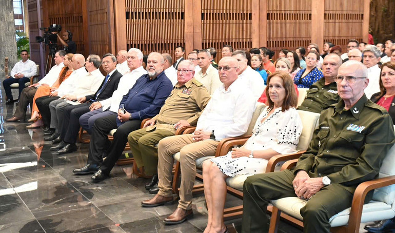 Các đại biểu tham dự Lễ kỷ niệm. (Ảnh: Đại sứ quán Việt Nam tại Cuba)