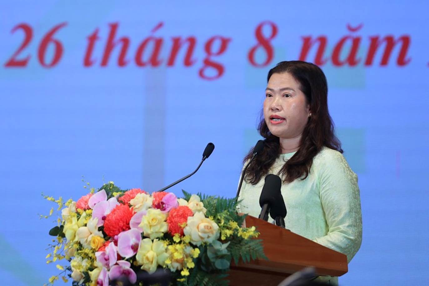 
Bà Nguyễn Thị Ngọc Điệp, Phó Chủ tịch UBND TP. Cần Thơ, phát biểu tại Hội nghị - Ảnh: VGP/Nhật Bắc