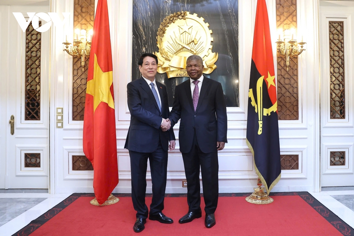Tại hội đàm, Tổng thống Joao Manuel Goncalves Lourenco đề nghị Việt Nam hỗ trợ Angola phát triển nông nghiệp, góp phần đảm bảo an ninh lương thực và đề nghị hai nước đẩy mạnh hợp tác trong các lĩnh vực, nhất là thúc đẩy thương mại song phương. Chủ tịch nước Lương Cường đề nghị Angola tạo điều kiện, dành ưu đãi để các doanh nghiệp Việt Nam sớm cụ thể hóa các dự án, kế hoạch đầu tư trong lĩnh vực dầu khí, năng lượng, khai thác, chế biến khoáng sản, công nghiệp luyện kim…