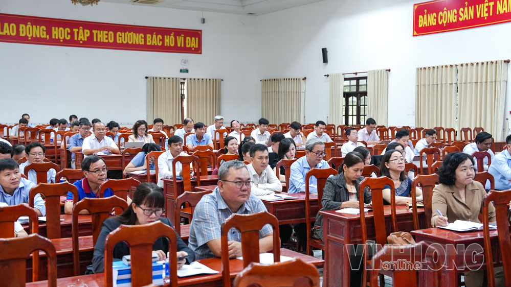Đại biểu tham dự tập huấn.