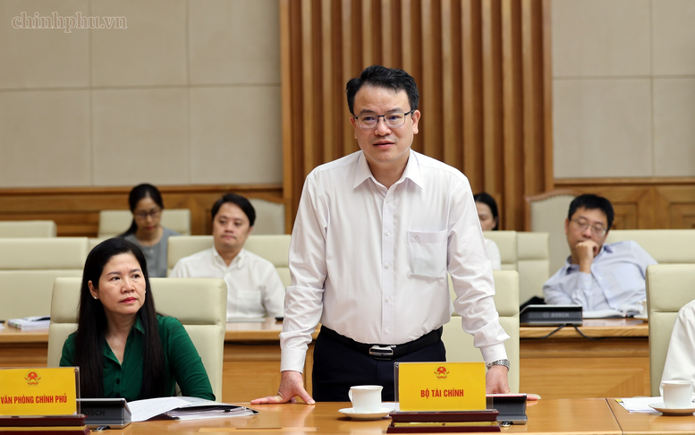 Thứ trưởng Bộ Tài chính Trần Quốc Phương phát biểu tại hội nghị - Ảnh: chinhphu.vn/Phương Nguyên

