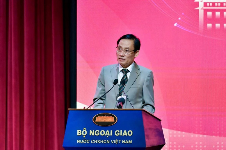 Bộ trưởng Bộ Ngoại giao Lê Hoài Trung đề ra bốn định hướng trọng tâm đối với công tác đối ngoại địa phương trong thời gian tới - Ảnh: Báo Thế giới và Việt Nam

