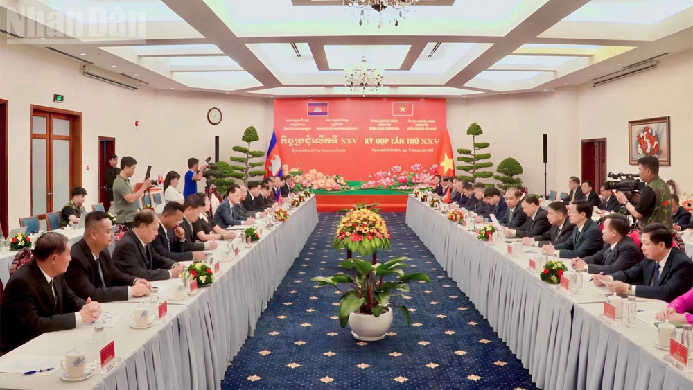 Quang cảnh kỳ họp lần thứ XXV. (Ảnh: LÊ THÀNH)
