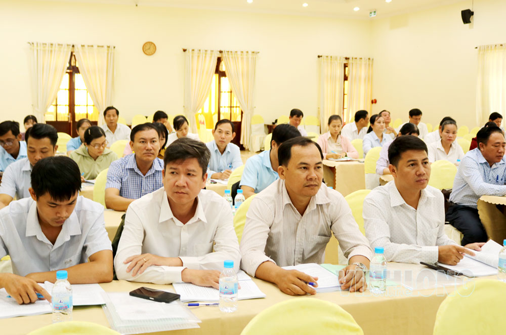 Đại biểu tham dự lớp tập huấn.