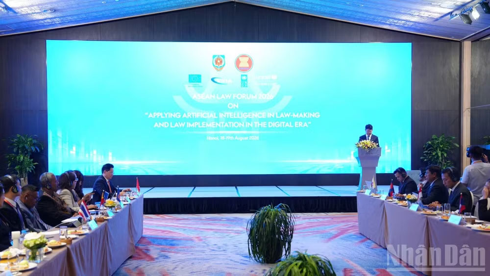 Quang cảnh diễn đàn. (Ảnh: H.N)
