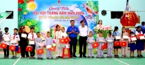 Hơn 200 em thiếu nhi Vui hội trăng rằm
