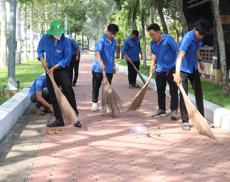 Bạn trẻ lan tỏa những việc hay, điều tốt đẹp bằng việc làm cụ thể.