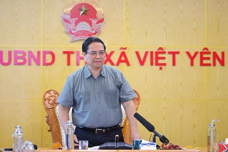 
Thủ tướng Phạm Minh Chính phát biểu tại cuộc họp trực tuyến, được kết nối trực tuyến với một số điểm cầu về công tác ứng phó mưa lũ, thiên tai, khắc phục hậu quả bão số 3 - Ảnh: VGP/Nhật Bắc