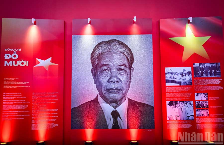 Chân dung Tổng Bí thư Đỗ Mười (nắm giữ cương vị từ tháng 6/1991 đến tháng 12/1997).