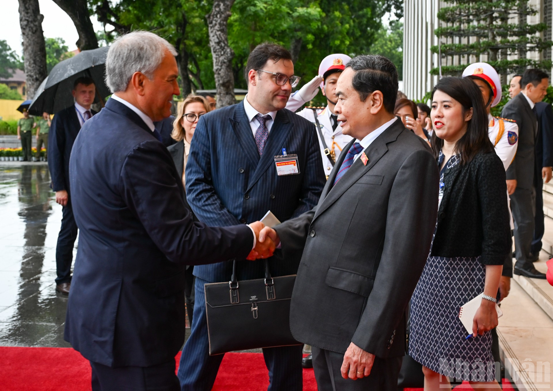 Chủ tịch Quốc hội Trần Thanh Mẫn đón Chủ tịch Duma Quốc gia Quốc hội Liên bang Nga﻿ Vyacheslav Volodin.