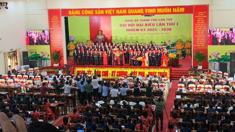 Toàn cảnh Đại hội sáng nay tại thành phố Cần Thơ.