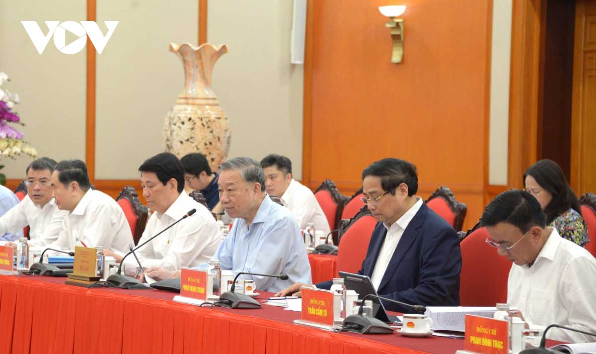 Bộ Chính trị làm việc với Ban Thường vụ Đảng ủy Công an Trung ương