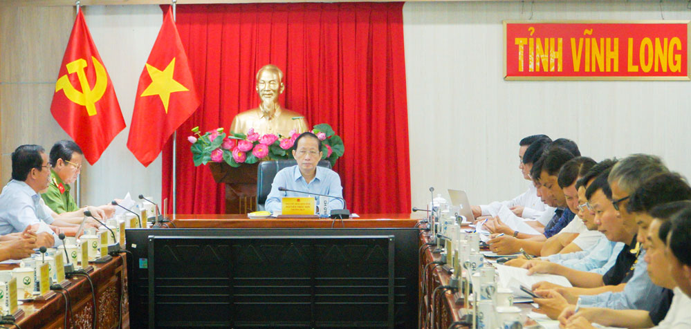 Đại biểu tham dự cuộc họp.