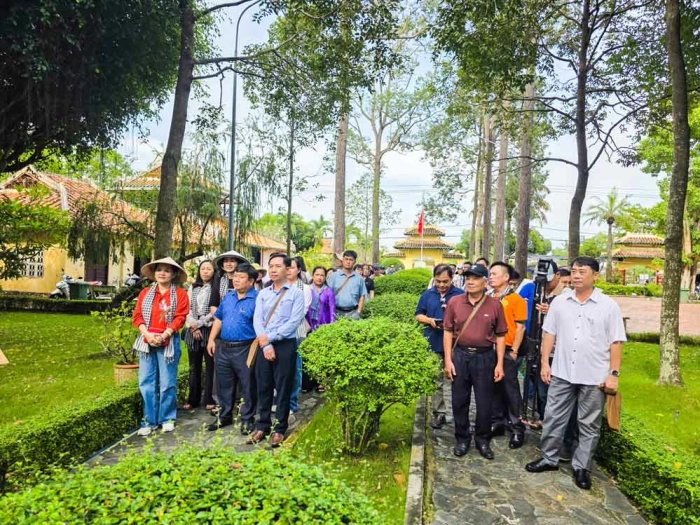 Tổ chức Famtrip khảo sát sản phẩm du lịch đường sông tại Vĩnh Long