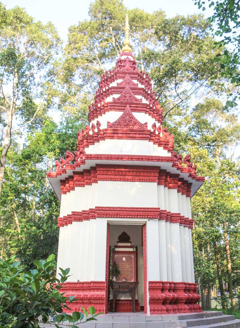 Công trình Tháp tưởng niệm cụ Ma Ha Sơn Thông tại Bảo tàng Văn hóa dân tộc Khmer.