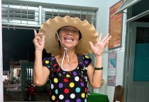 Người phụ nữ sống nương nhờ trạm y tế xã