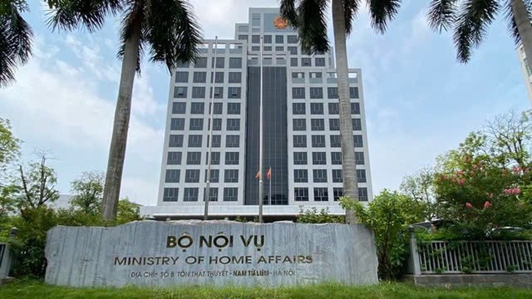 UBND các tỉnh, thành phố vhủ động xây dựng phương án sắp xếp đơn vị sự nghiệp công lập, bảo đảm phù hợpvới định hướng, gửi Ban Thườngvụ Đảng ủy Chính phủ xem xét, quyết định và gửi Bộ Nội vụ để tổng hợp trước ngày 25/9/2025.