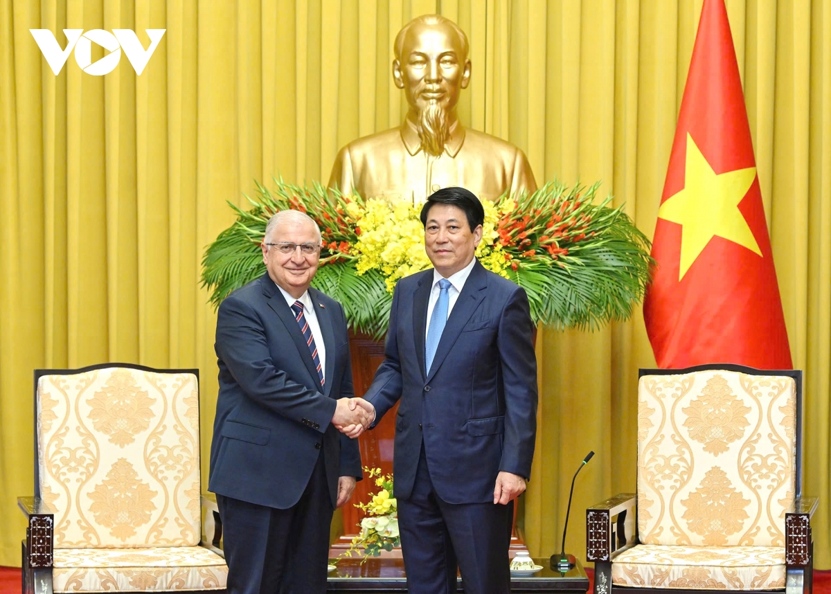 Chủ tịch nước Lương Cường và Bộ trưởng Bộ Quốc phòng Thổ Nhĩ Kỳ Yasar Guler