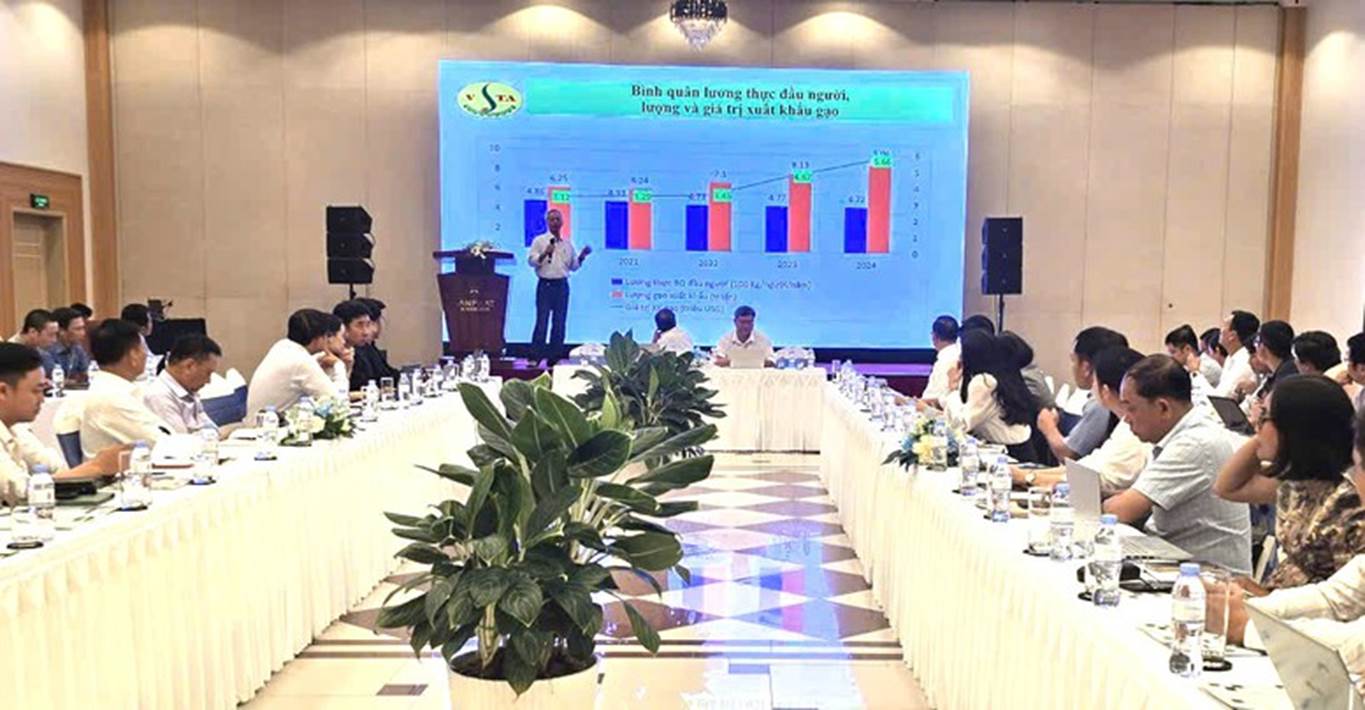 Phó Chủ tịch Hiệp hội Thương mại giống cây trồng Việt Nam Trần Xuân Định phát biểu tại hội thảo - Ảnh: VGP/LS