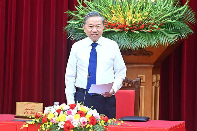 Tổng Bí thư Tô Lâm phát biểu tại cuộc gặp mặt Ban Thường vụ Trung ương Hội Khuyến học Việt Nam. (Ảnh: ĐĂNG KHOA)