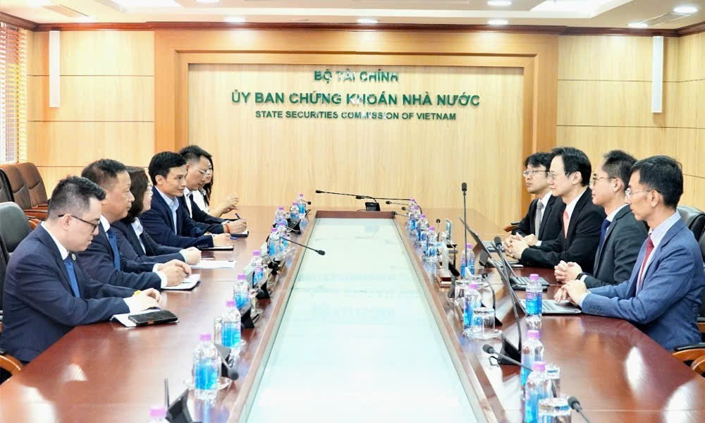 Toàn cảnh buổi họp. (Ảnh: VŨ TRÀ)
