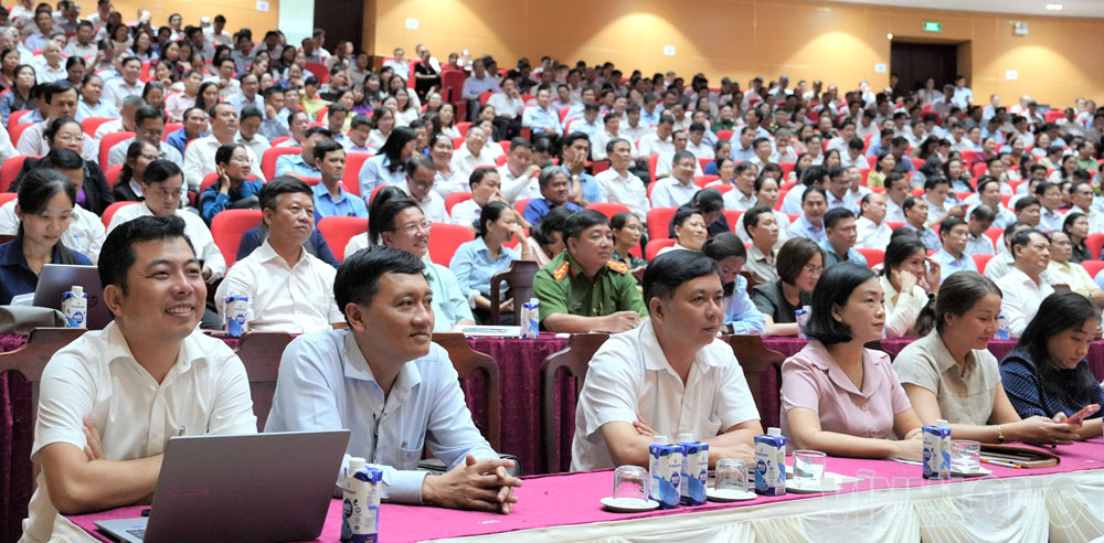 Đại biểu tham dự hội nghị gặp mặt cán bộ được quy hoạch các chức danh thuộc diện Ban Thường vụ Tỉnh ủy quản lý.