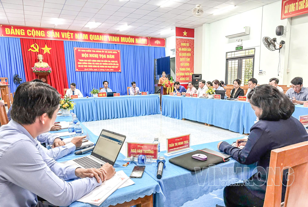 Quang cảnh buổi tọa đàm.

