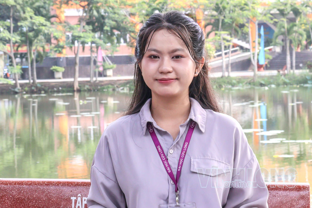 Bạn Trương Ngọc Giào nghiêm túc với ngành học, trách nhiệm với cộng đồng.

