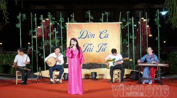 Sức sống bền bỉ của nghệ thuật đờn ca tài tử trên vùng đất Vĩnh Long