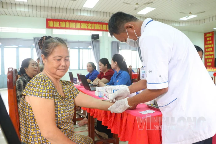 Sống lâu đi đôi với khỏe mạnh