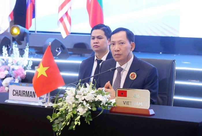 Thông qua Tuyên bố chung về tăng cường hợp tác khu vực ASEAN về đấu tranh với tội phạm truy nã