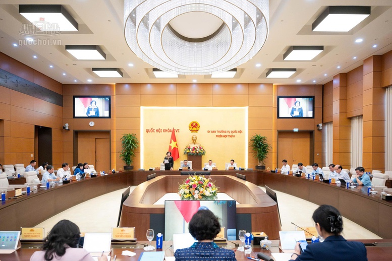 Ủy ban Thường vụ Quốc hội xem xét, cho ý kiến về Dự án Luật Thực hiện dân chủ ở cơ sở (sửa đổi)