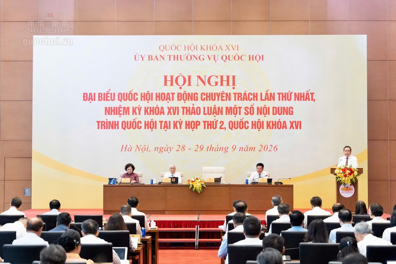 Hội nghị đại biểu Quốc hội hoạt động chuyên trách lần thứ nhất thảo luận, cho ý kiến đối với 17 dự án luật

