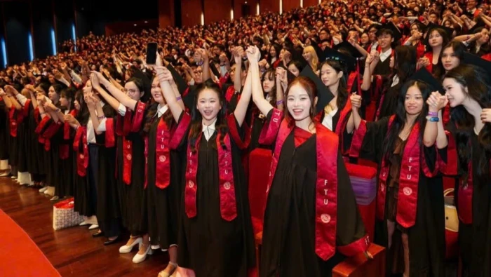 “Quốc sách hàng đầu” và năng lực cạnh tranh quốc gia