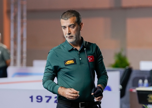 Tasdemir Tayfun là cơ thủ kỳ cựu của làng carom 3 băng thế giới. ẢNH: P.L