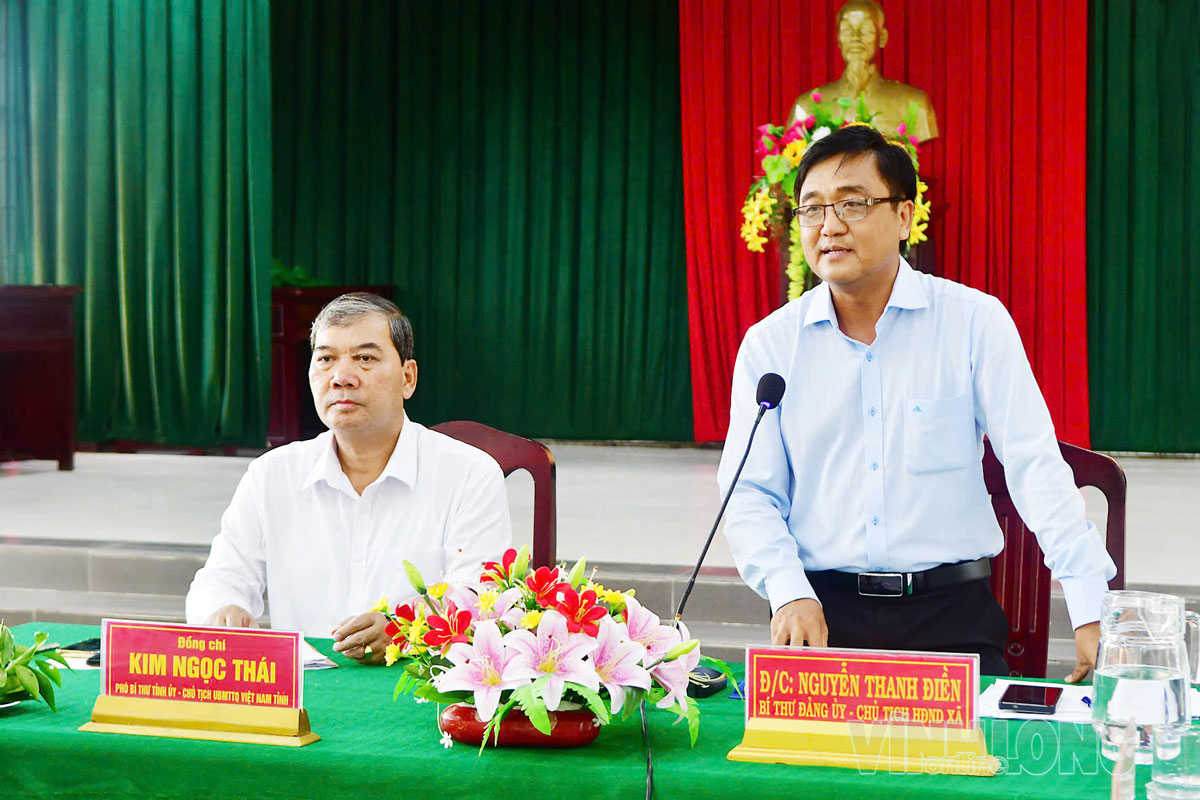 Đồng chí Nguyễn Thanh Điền- Bí thư Đảng ủy, Chủ tịch HĐND xã Bình Phú phát biểu tại buổi làm việc.