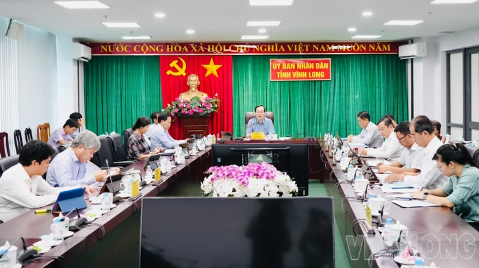 Chủ tịch UBND tỉnh Trần Trí Quang nghe báo cáo tình hình thực hiện công tác quyết toán Dự án Khu công nghiệp Phú Thuận