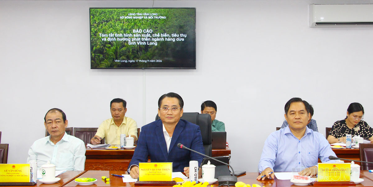 Đồng chí Nguyễn Quỳnh Thiện, Tỉnh ủy viên, Phó Chủ tịch UBND tỉnh chủ trì buổi làm việc với các doanh nghiệp Nhật Bản. 