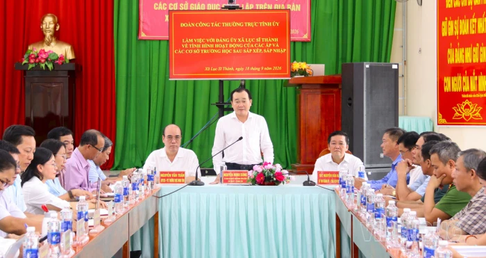 Đoàn công tác Thường trực Tỉnh ủy kiểm tra tình hình hoạt động các ấp, trường học sau sắp xếp, sáp nhập tại xã Lục Sĩ Thành