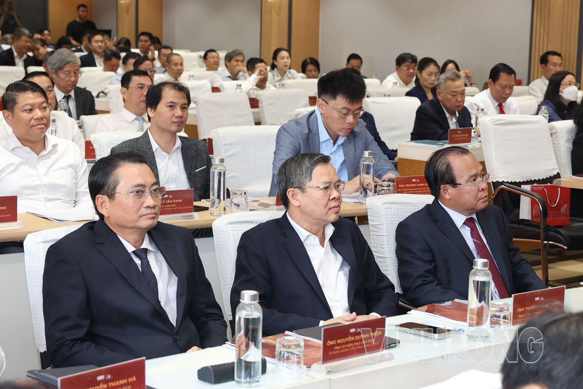 Đồng chí Nguyễn Quỳnh Thiện tham dự hội nghị. Ảnh: UEH cung cấp.