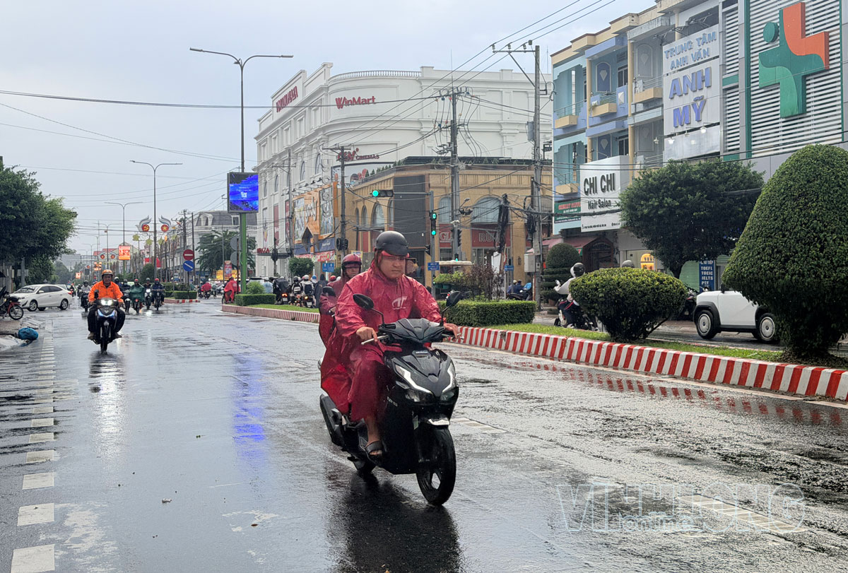 Mưa còn kéo dài trong nhiều ngày.