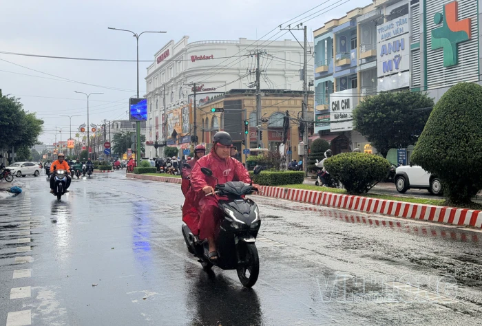 Mưa lớn cục bộ có thể kéo dài đến ngày 26/9