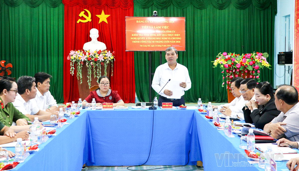 Đồng chí Kim Ngọc Thái- Phó Bí thư Tỉnh ủy, Chủ tịch Ủy ban MTTQ Việt Nam tỉnh phát biểu chỉ đạo buổi làm việc.