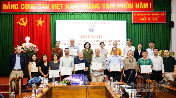 “Chia sẻ kiến thức y khoa về mô hình bác sĩ gia đình và chăm sóc người cao tuổi”
