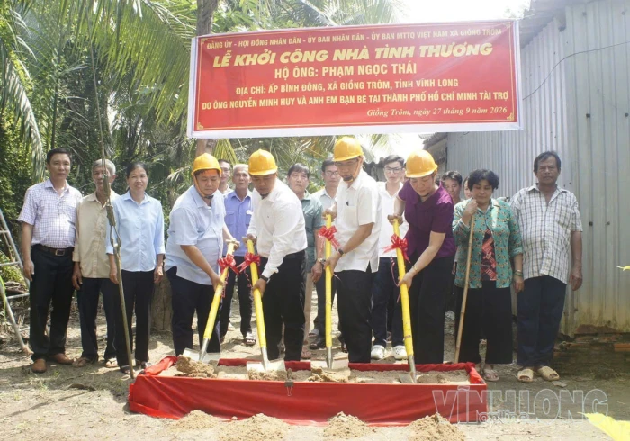 Xã Giồng Trôm khởi công xây dựng nhà tình thương cho hộ khó khăn về nhà ở