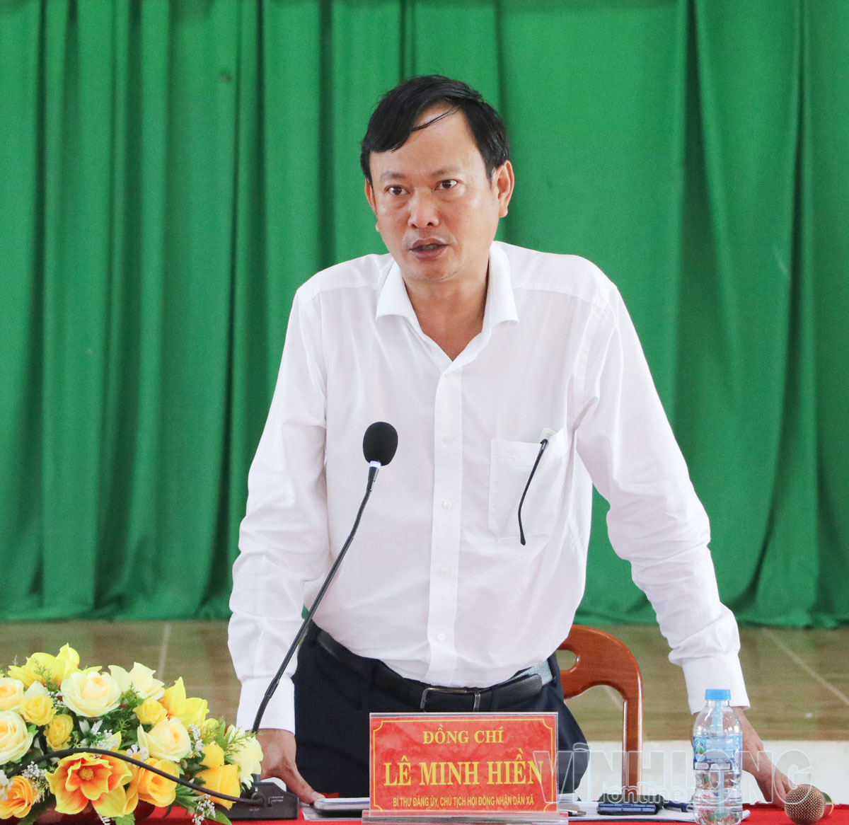 Đồng chí Lê Minh Hiền- Bí thư Đảng ủy, Chủ tịch HĐND xã Ngãi Tứ báo cáo tại buổi làm việc.