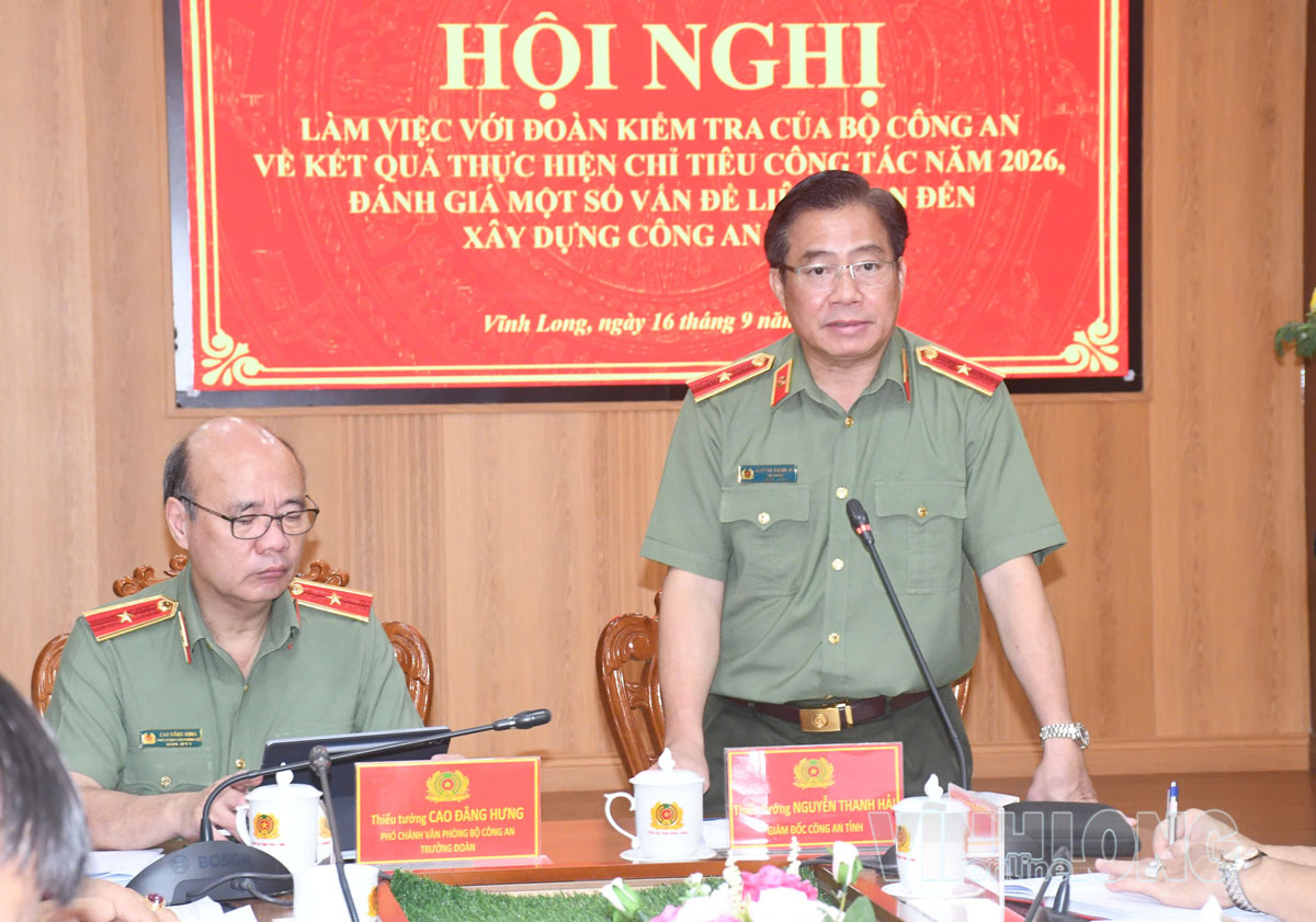 Thiếu tướng Nguyễn Thanh Hải, Ủy viên Ban Thường vụ Tỉnh ủy, Bí thư Đảng ủy, Giám đốc Công an tỉnh Vĩnh Long phát biểu tại buổi làm việc.
