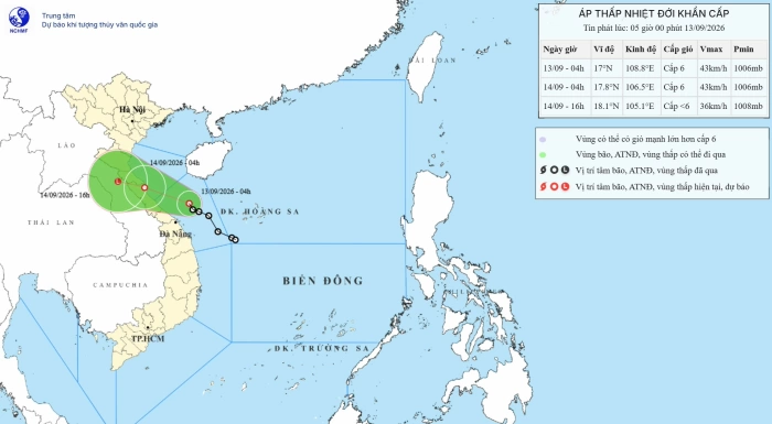 Áp thấp nhiệt đới cách Đà Nẵng 120km, nhiều nơi mưa lớn trên 400mm